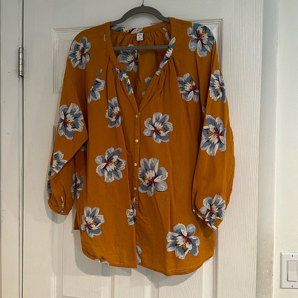 Old Navy Blouse